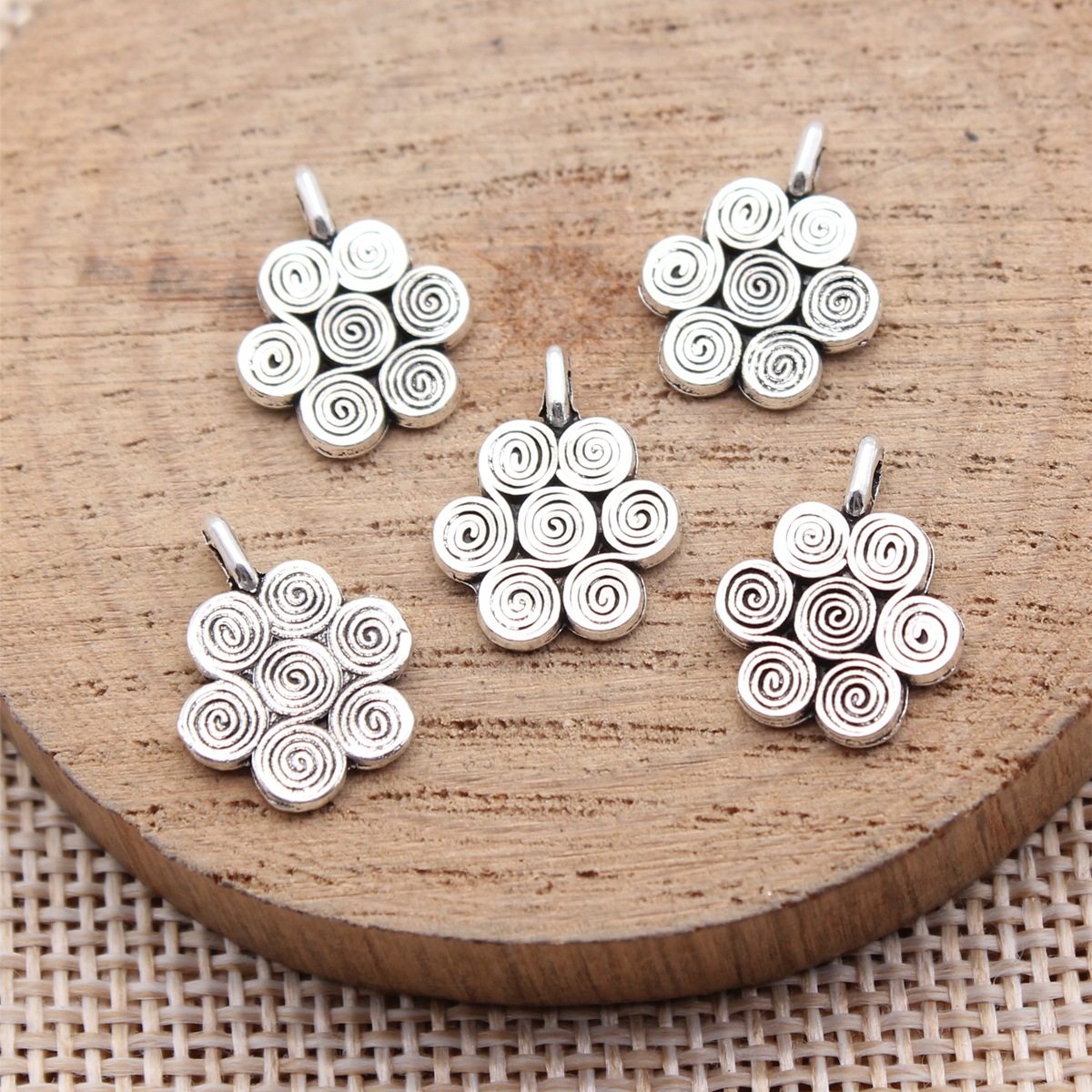 Vintage Fashion Stores - 40 Stück 15 x 12 mm