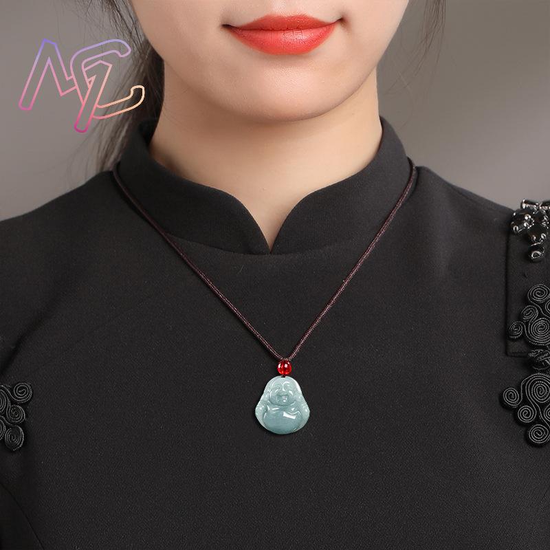 Myanmar Jadeit Guanyin Buddha  – Vintage Fashion Enthusiasts Bewertung und Preis